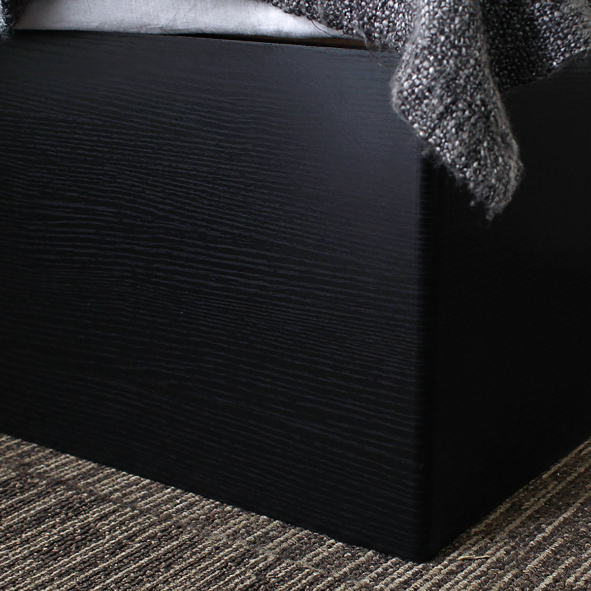 HUGE 収納ベッド + マットレスセット(やや固め)