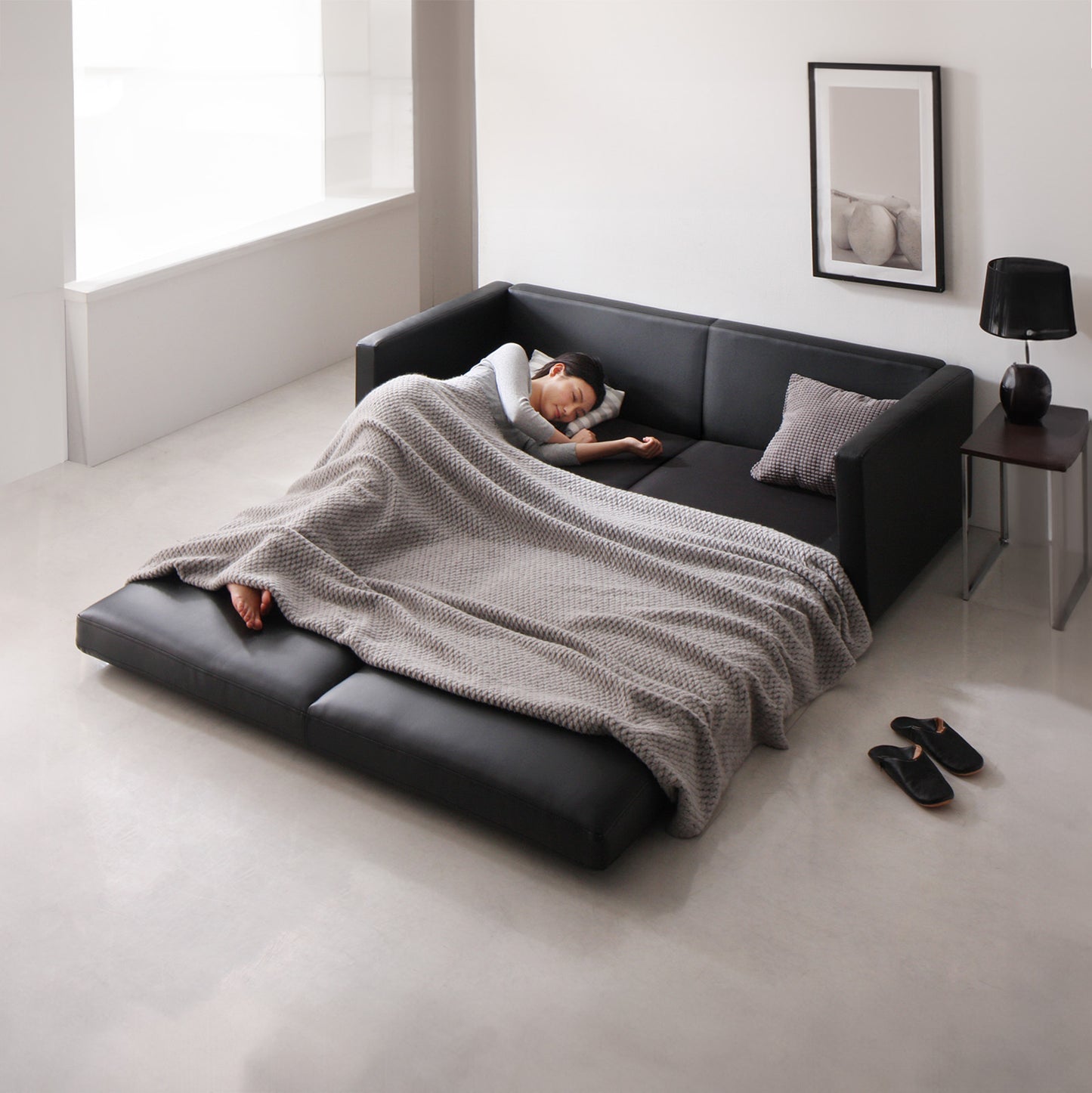 ワイドなモダン・ソファーベッド